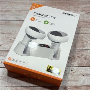 NEW Unopened Dual Charging Kit for QQ-2 Controller - White